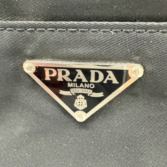 Authentic Vintage Prada BN1057 Tessuto + Spazzolato Nero Tote / Briefcase Black - Picture 4 of 15